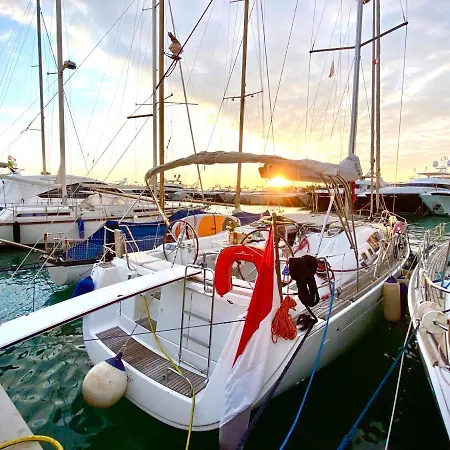 Botel Magic *